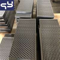 Low price perforated metal screen/ embossed metal sheet decorative factory